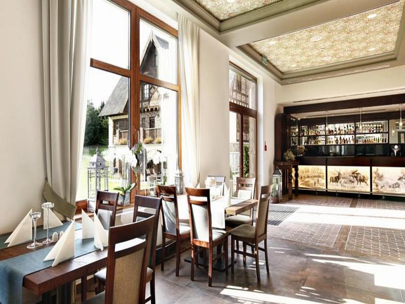 Hotel Aubrecht Country Spa Resort Przechlewo Buitenkant foto