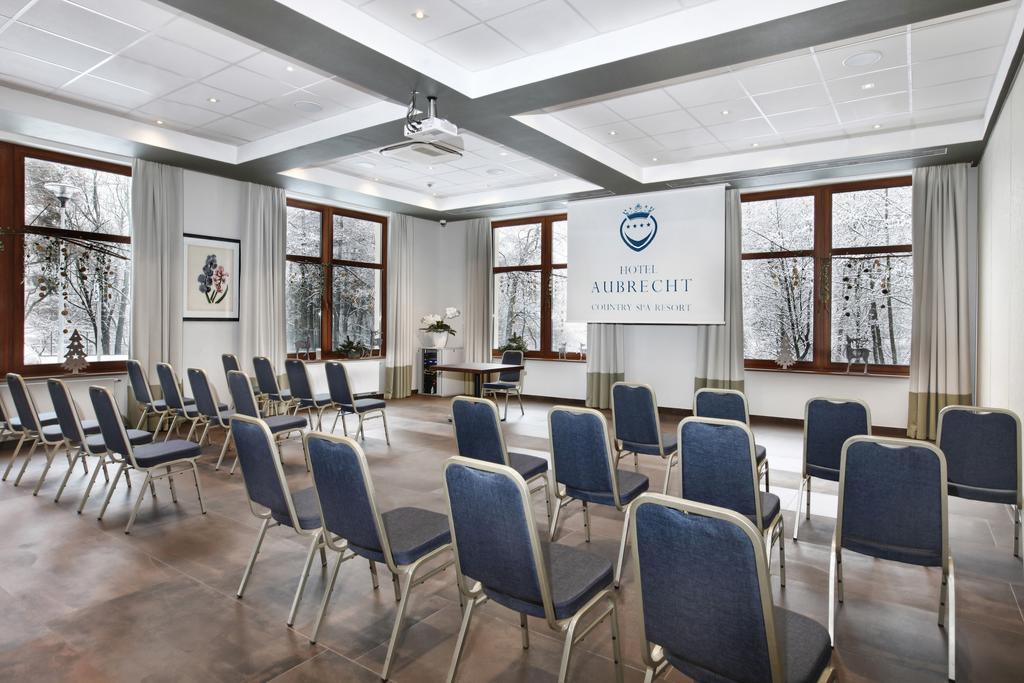 Hotel Aubrecht Country Spa Resort Przechlewo Buitenkant foto