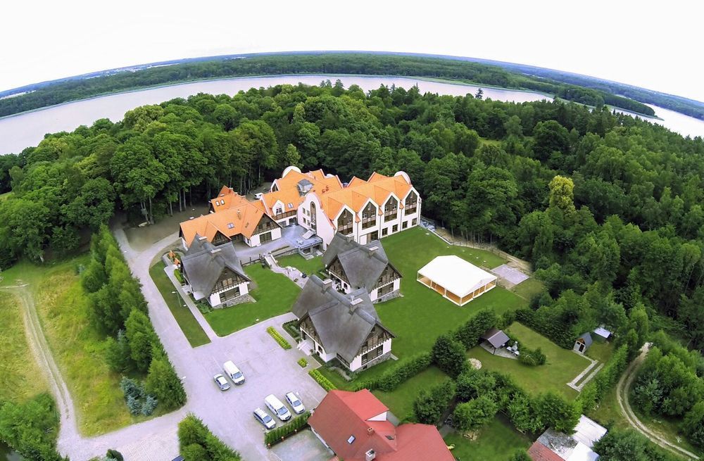 Hotel Aubrecht Country Spa Resort Przechlewo Buitenkant foto