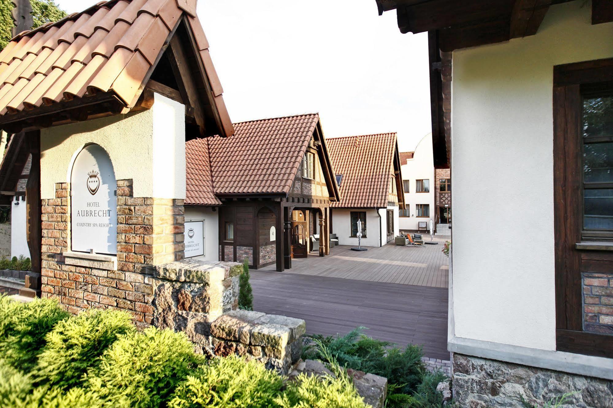 Hotel Aubrecht Country Spa Resort Przechlewo Buitenkant foto