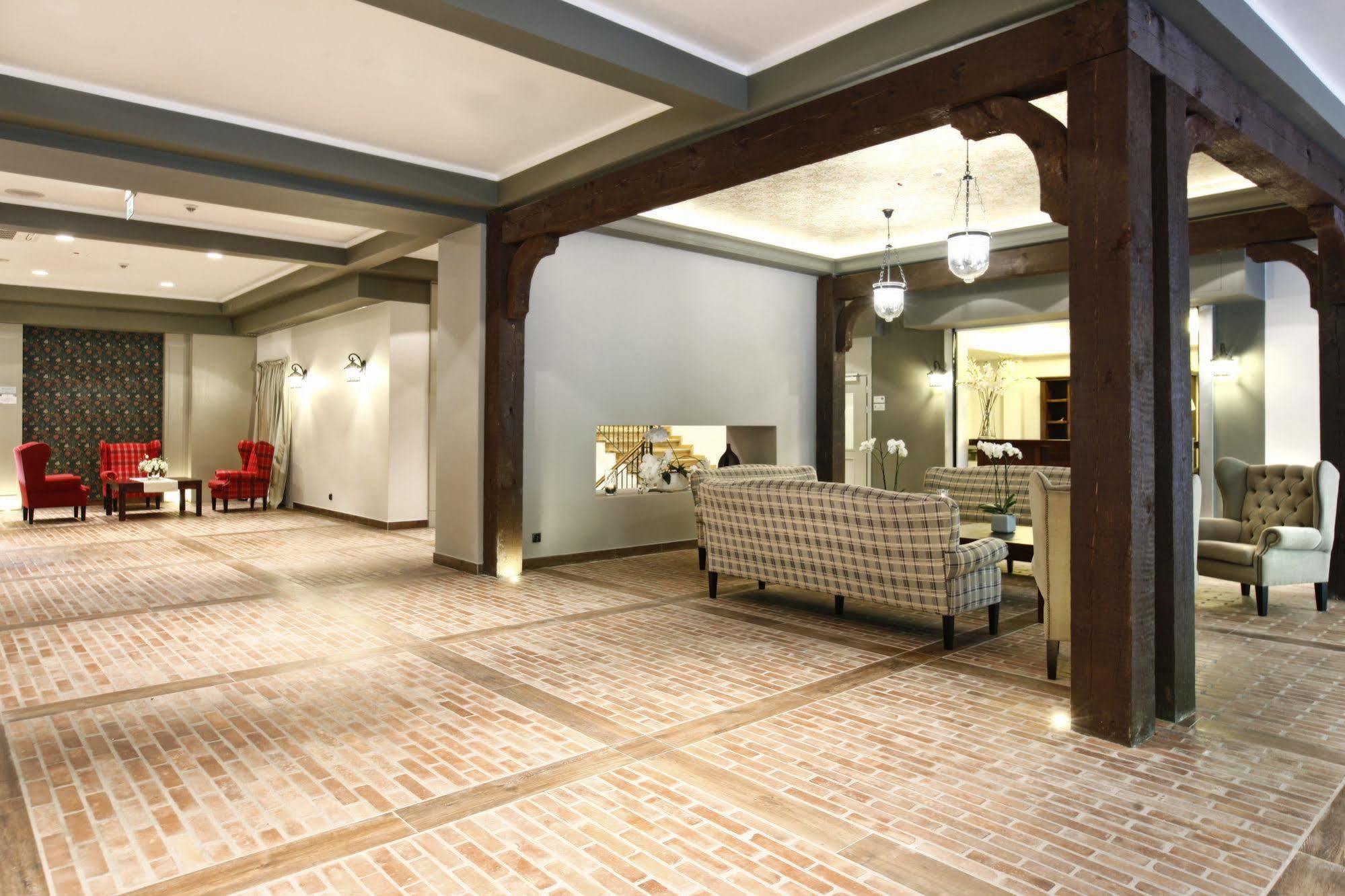 Hotel Aubrecht Country Spa Resort Przechlewo Buitenkant foto